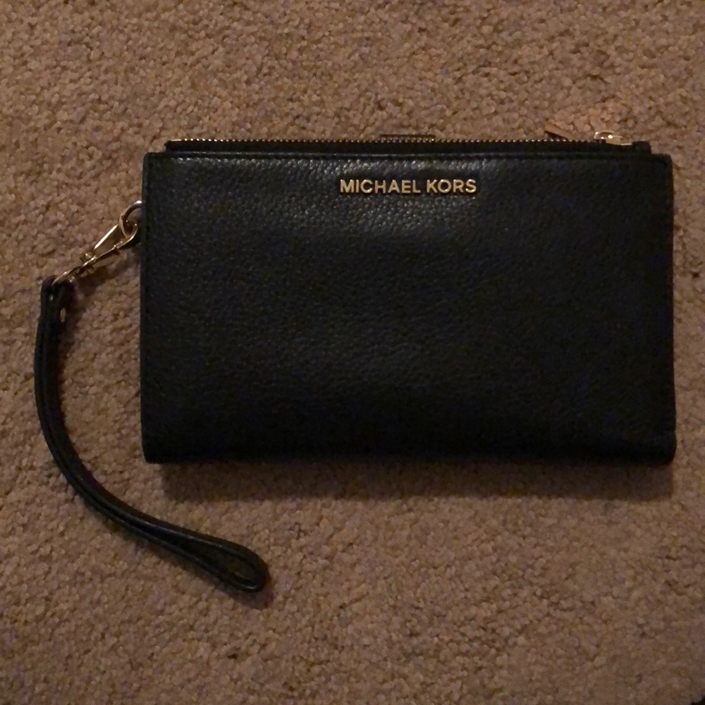 Michael Kors Double-Zip Wallet